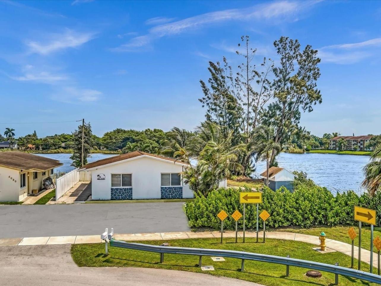 Charming 2Br Lakefront Cottage In Davie Near Beach מראה חיצוני תמונה