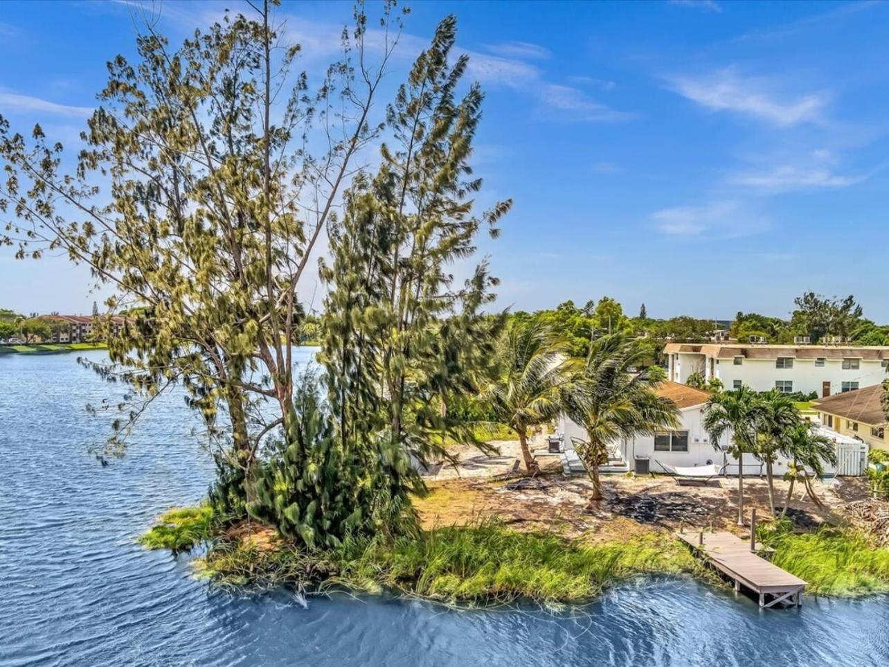 Charming 2Br Lakefront Cottage In Davie Near Beach מראה חיצוני תמונה