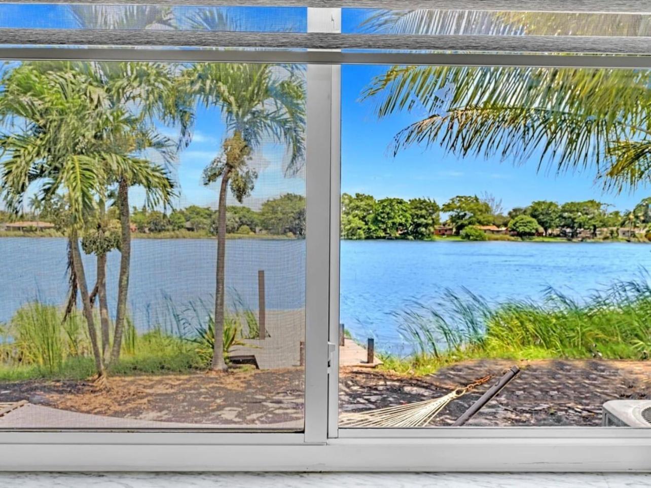 Charming 2Br Lakefront Cottage In Davie Near Beach מראה חיצוני תמונה