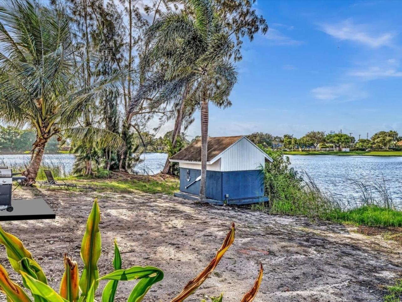 Charming 2Br Lakefront Cottage In Davie Near Beach מראה חיצוני תמונה