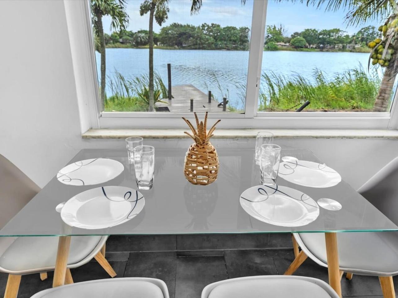 Charming 2Br Lakefront Cottage In Davie Near Beach מראה חיצוני תמונה